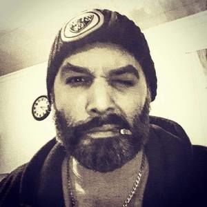 Meet your Posher, Miles